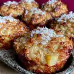 apple cinnamon baked oatmeal cups - featured image